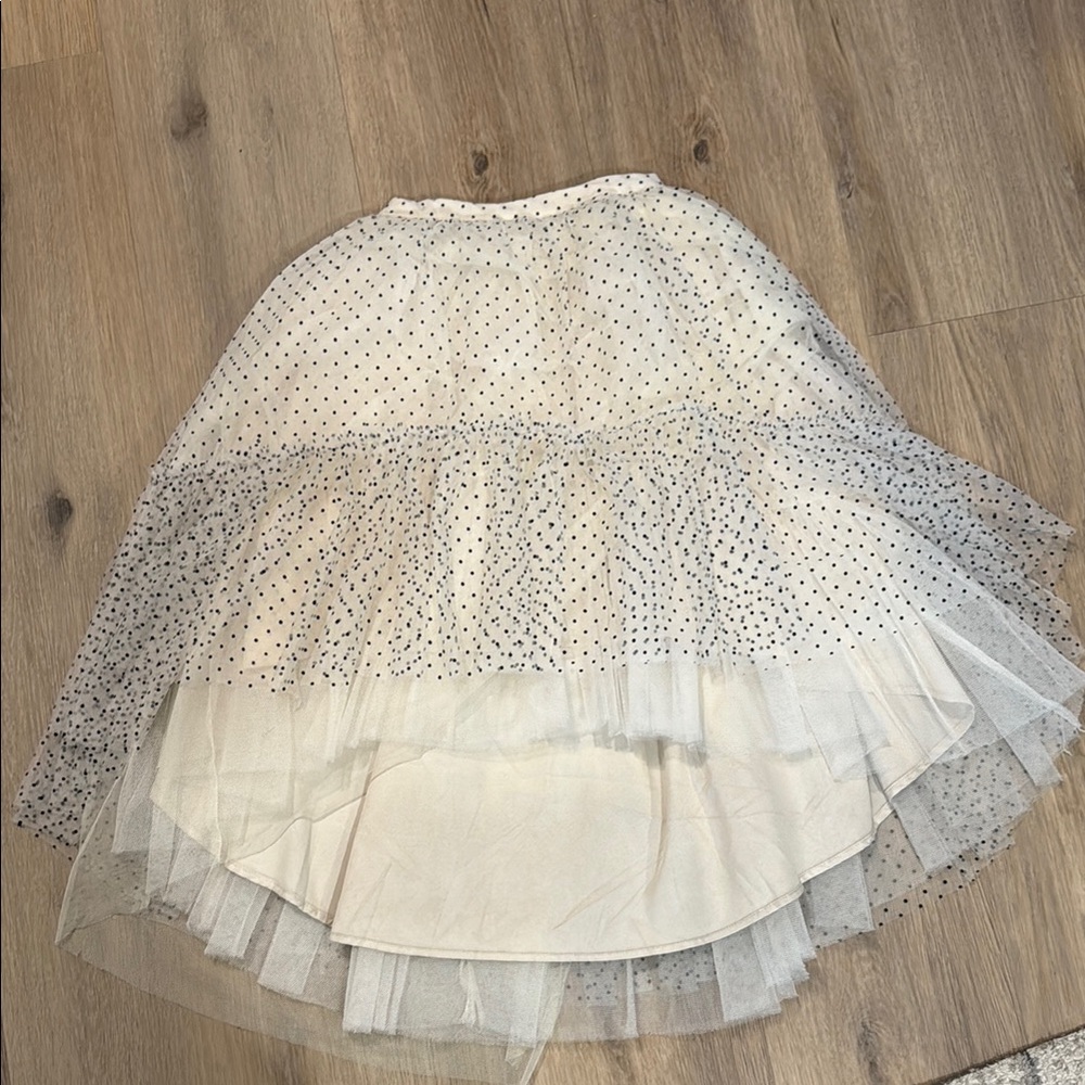 Joyfolie Cream Midi Bubble Skirt with High-Low Tiered Design